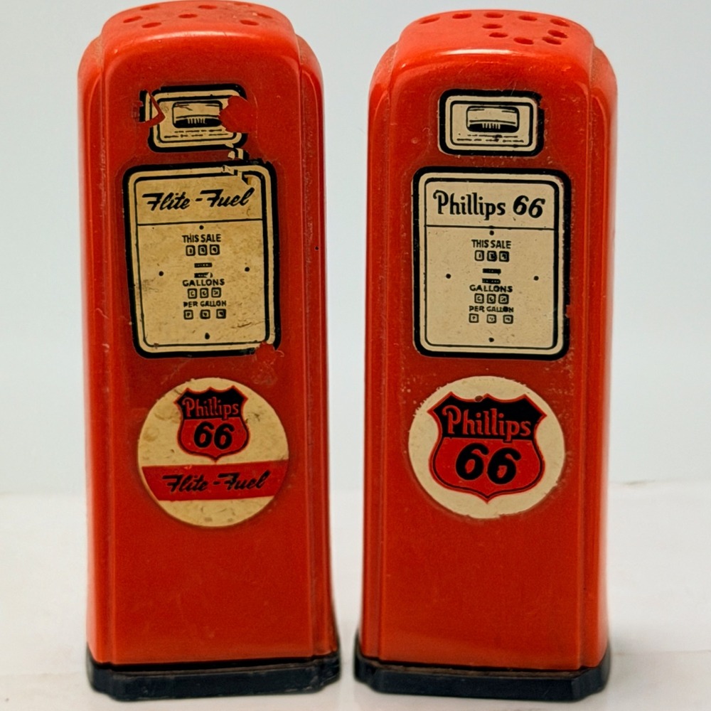 Vintage 1950's Phillips 66 and Flite Fuel Miniature Gas Pump Salt Pepper Shakers - Picture 2 of 10